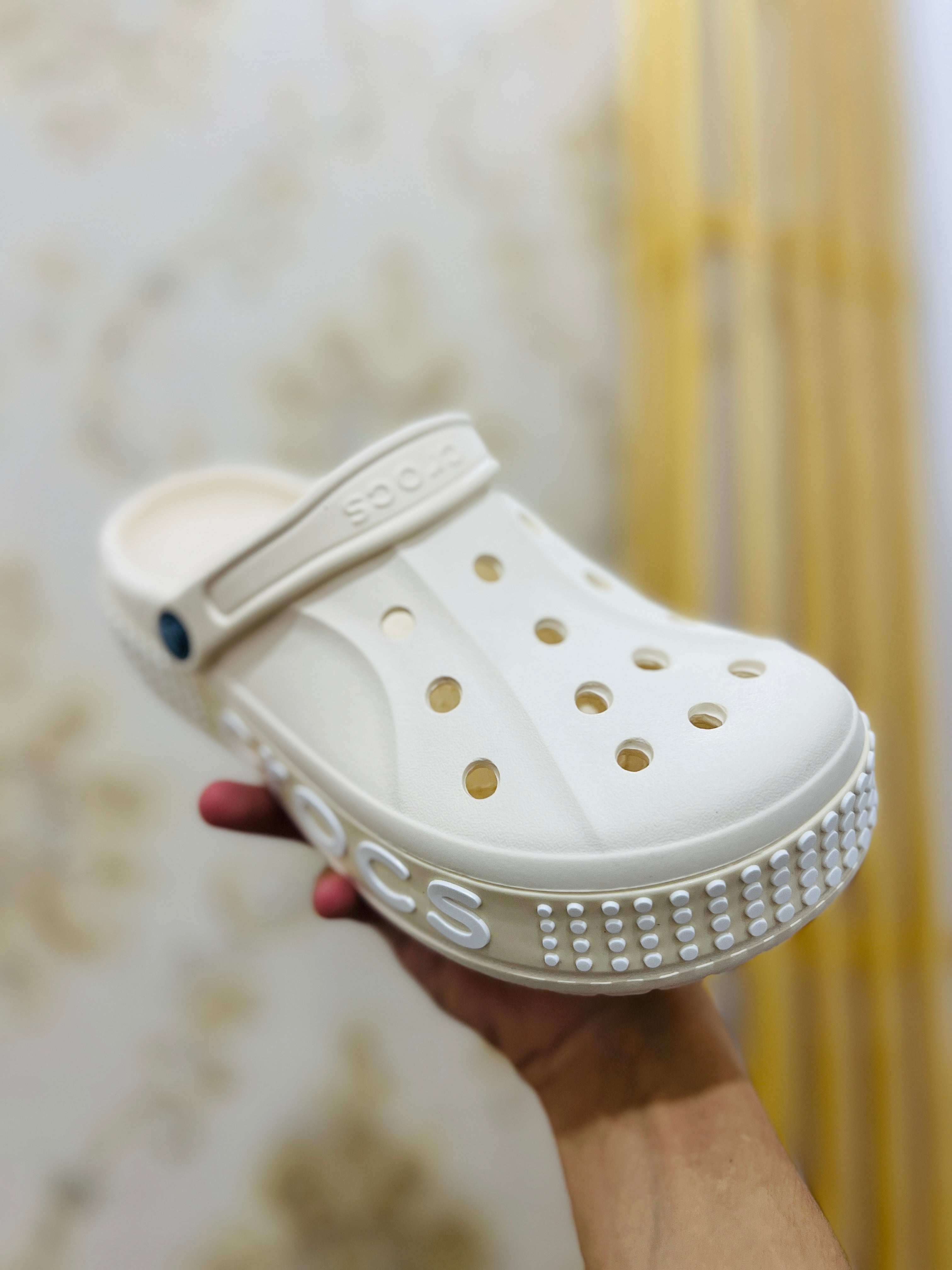 Al-Safaa Crocs